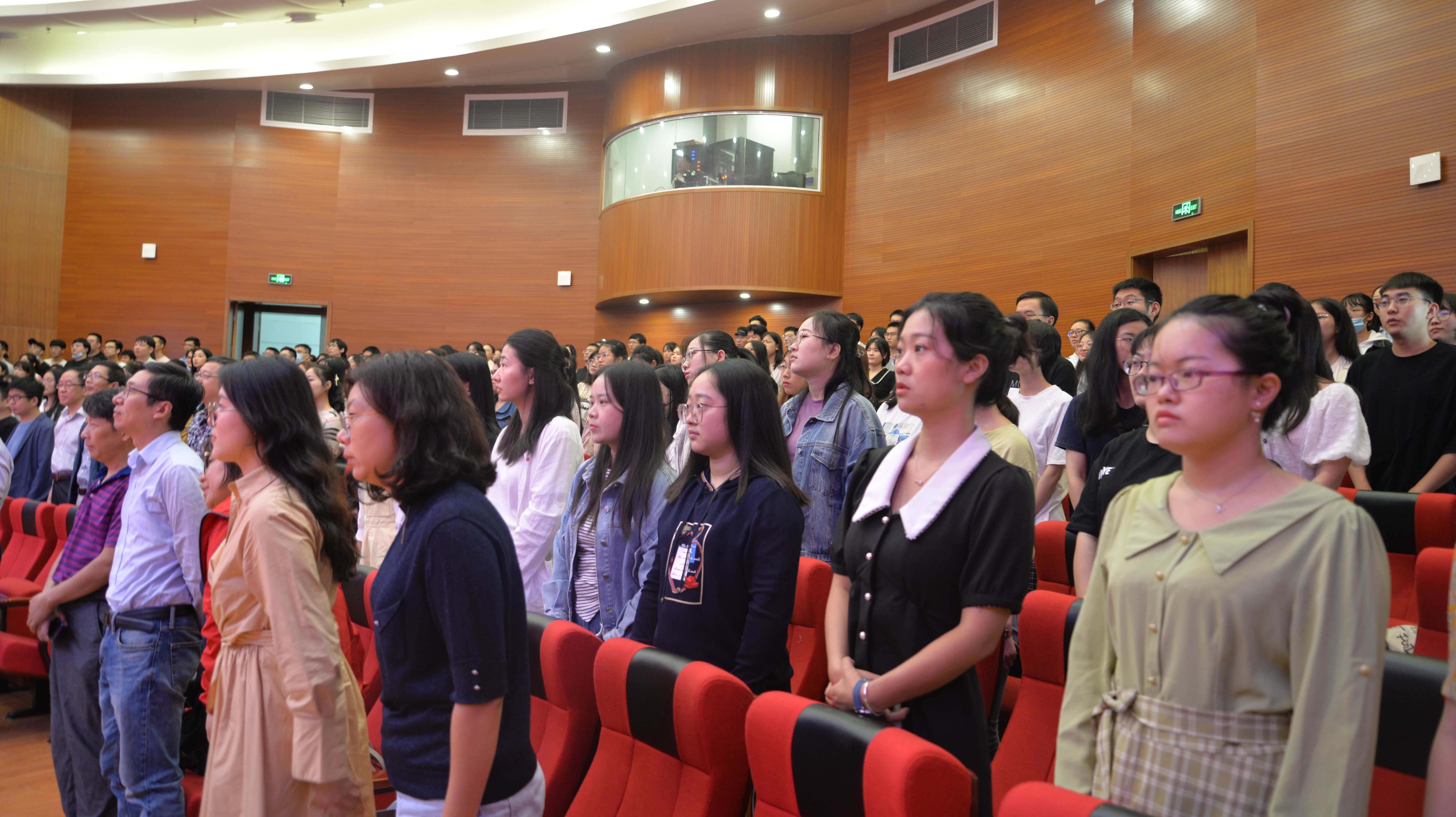 南京师范大学文学院2020级新生开学典礼圆满举行